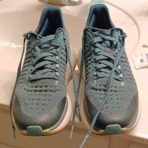 Women's RABBIT Dream Chasers Athletic Shoes in Teal